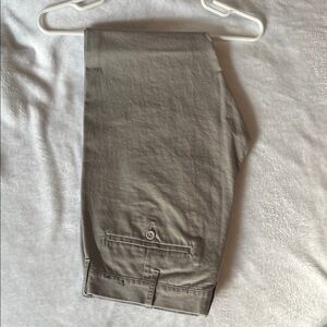 Men's J. Crew Grey Khaki Pants - The Driggs